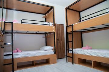 Фото номера Общий женский номер Хостелы Central Hostel г. Шеки 13