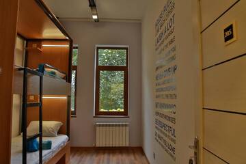 Фото номера Общий женский номер Хостелы Central Hostel г. Шеки 12