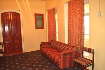 Фото номера Двухместный номер с 2 отдельными кроватями Гостевой дом OLD HOUSE Guesthouse г. Шеки 12