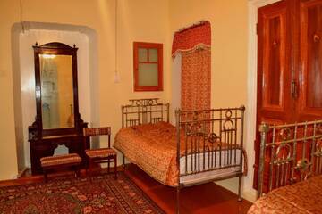 Фото номера Двухместный номер с 2 отдельными кроватями Гостевой дом OLD HOUSE Guesthouse г. Шеки 3