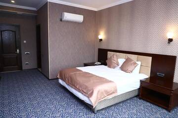 Фото номера Стандартный двухместный номер с 1 кроватью Отель Ruma Qala Hotel г. Шеки 17