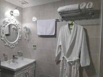 Фото номера Стандартный двухместный номер с 2 отдельными кроватями Отель Old Town Sheki г. Шеки 20